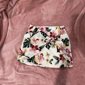 Zara Trafaluc Floral Mini Skirt Size XS